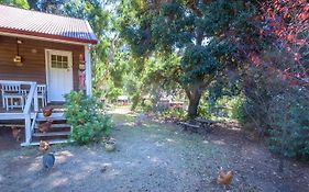 Lewana Cottages